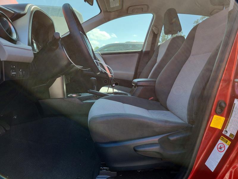 Photo 7 from auction – 2015 TOYOTA RAV4 with VIN JTMZFREV0FJ025336