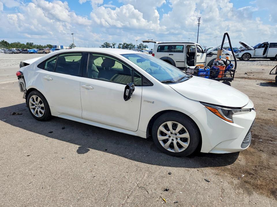 Photo 4 from auction – 2021 TOYOTA COROLLA with VIN JTDEAMDE3MJ023966