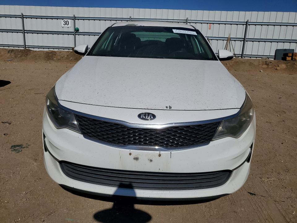 Photo 5 from auction – 2018 KIA OPTIMA with VIN 5XXGT4L31JG248843
