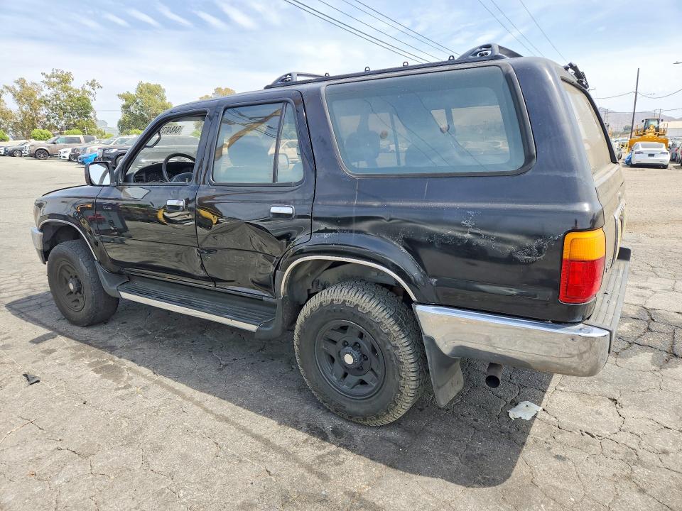 Photo 2 from auction – 1993 TOYOTA 4RUNNER with VIN JT3VN29V7P0018852