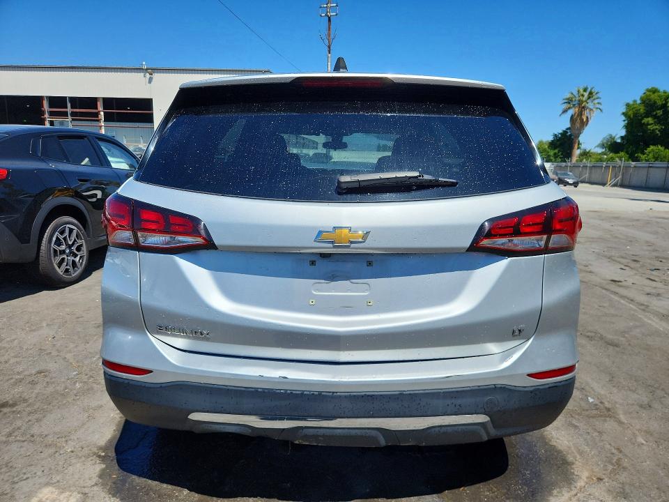 Photo 6 from auction – 2022 CHEVROLET EQUINOX with VIN 3GNAXKEV3NL236515