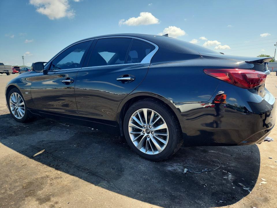 Photo 2 from auction – 2018 INFINITI Q50 with VIN JN1EV7AR3JM430177