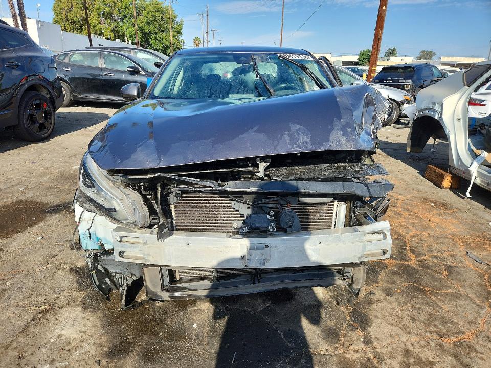 Photo 5 from auction – 2021 NISSAN ALTIMA with VIN 1N4BL4DV9MN415135