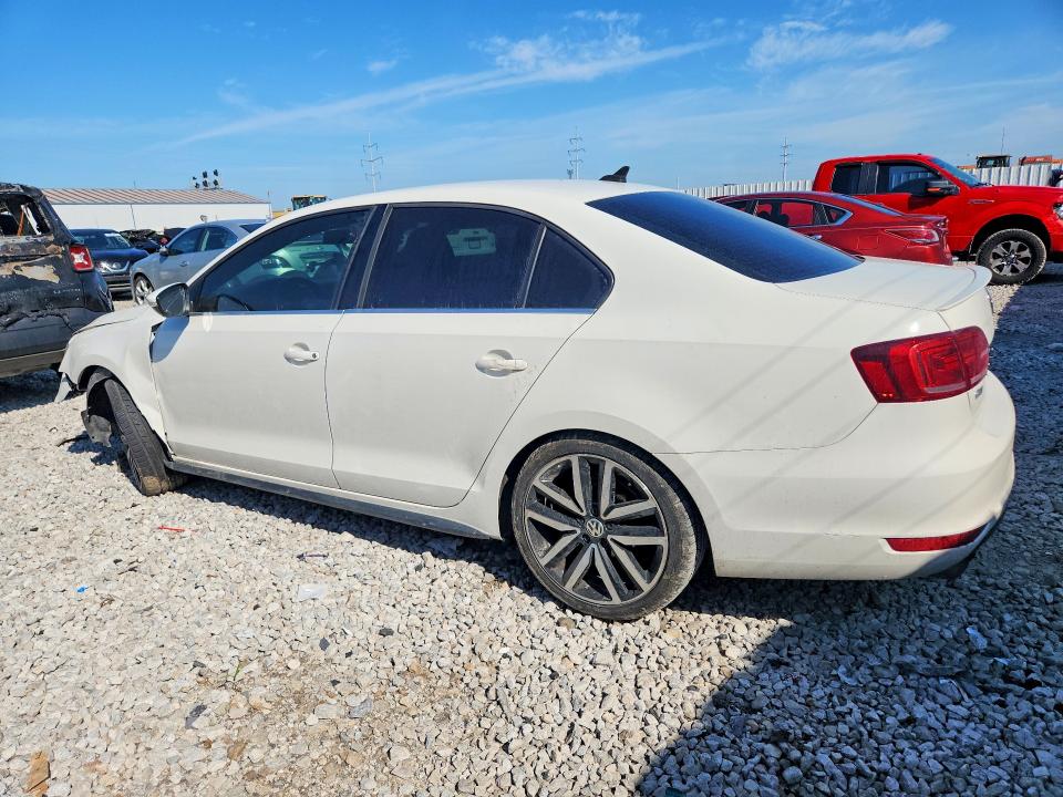 Photo 2 from auction – 2014 VOLKSWAGEN JETTA with VIN 3VW4S7AJ9EM209752