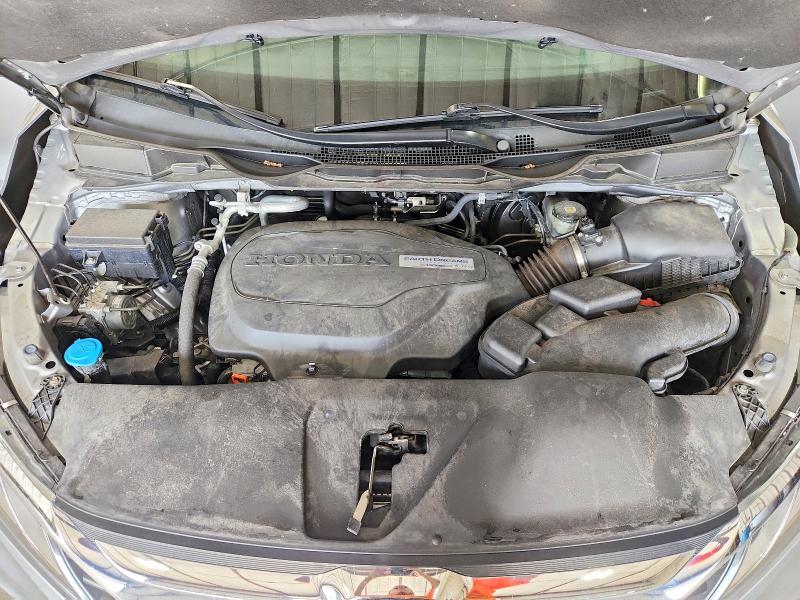 Photo 12 from auction – 2019 HONDA ODYSSEY with VIN 5FNRL6H78KB079733