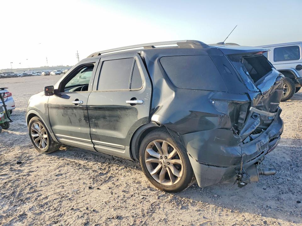 Photo 2 from auction – 2013 FORD EXPLORER with VIN 1FM5K7D80DGB13979