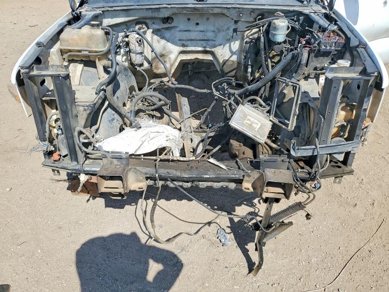 Photo 11 from auction – 2000 CHEVROLET SILVERADO with VIN 1GCGC29U3YE320564