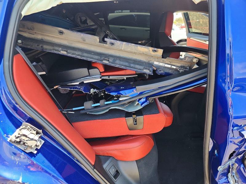 Photo 11 from auction – 2022 BMW X4 with VIN 5YM23EC04N9L47401