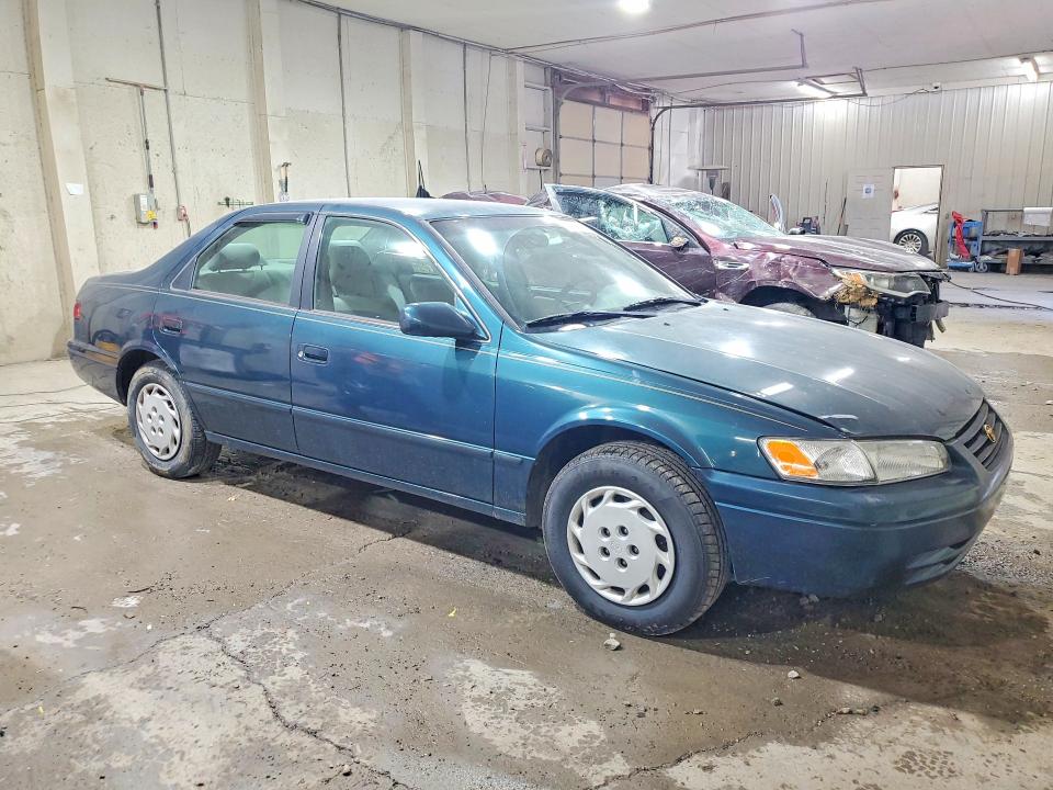 Photo 4 from auction – 1997 TOYOTA CAMRY with VIN 4T1BG22K2VU778035