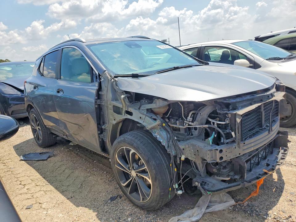 Photo 4 from auction – 2021 BUICK ENCORE GX with VIN KL4MMDSL0MB153020