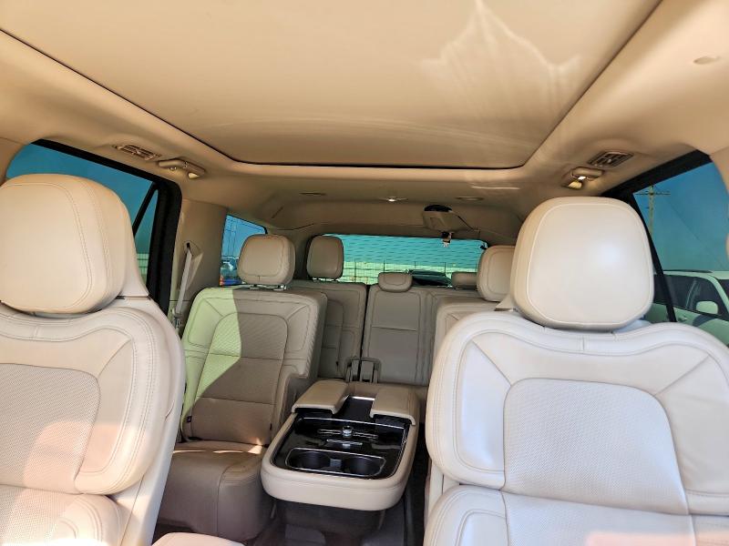 Photo 10 from auction – 2020 LINCOLN NAVIGATOR with VIN 5LMJJ2LTXLEL01104