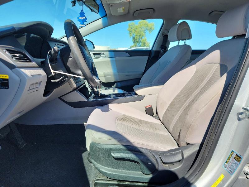 Photo 7 from auction – 2017 HYUNDAI SONATA with VIN 5NPE24AF0HH558780