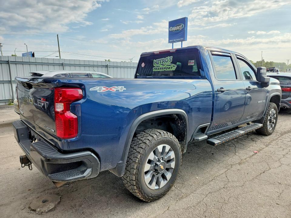 Снимка 3 от търг – 2022 CHEVROLET SILVERADO с VIN 1GC4YME7XNF146594