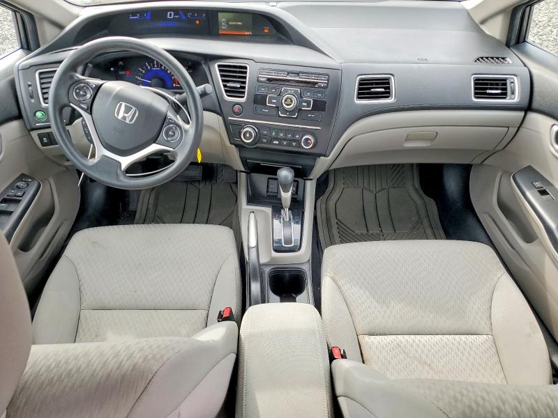 Photo 8 from auction – 2015 HONDA CIVIC with VIN 2HGFB2F57FH539577