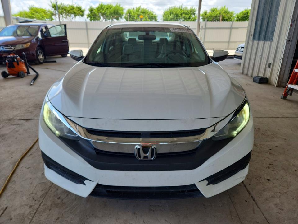 Photo 5 from auction – 2017 HONDA CIVIC with VIN 19XFC2F57HE044371