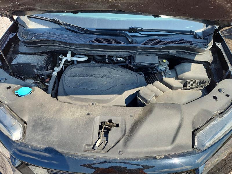 Photo 12 from auction – 2021 HONDA PASSPORT with VIN 5FNYF8H59MB017404