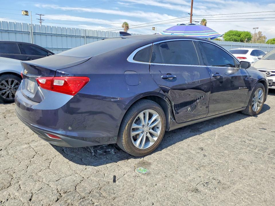 Photo 3 from auction – 2017 CHEVROLET MALIBU with VIN 1G1ZE5ST2HF257983