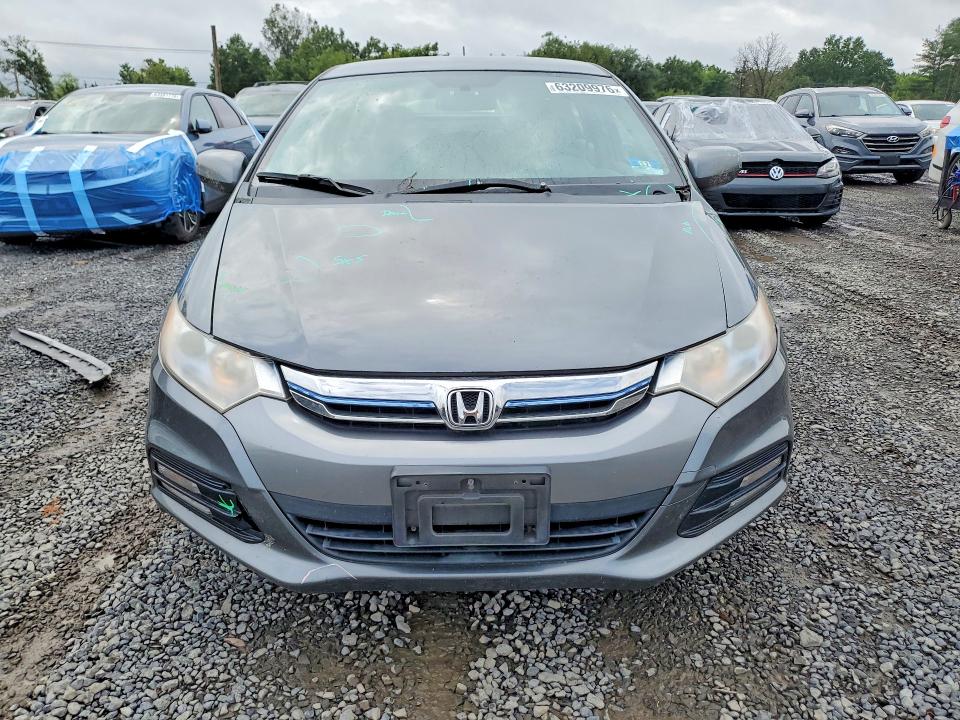 Photo 5 from auction – 2013 HONDA INSIGHT with VIN JHMZE2H31DS002349