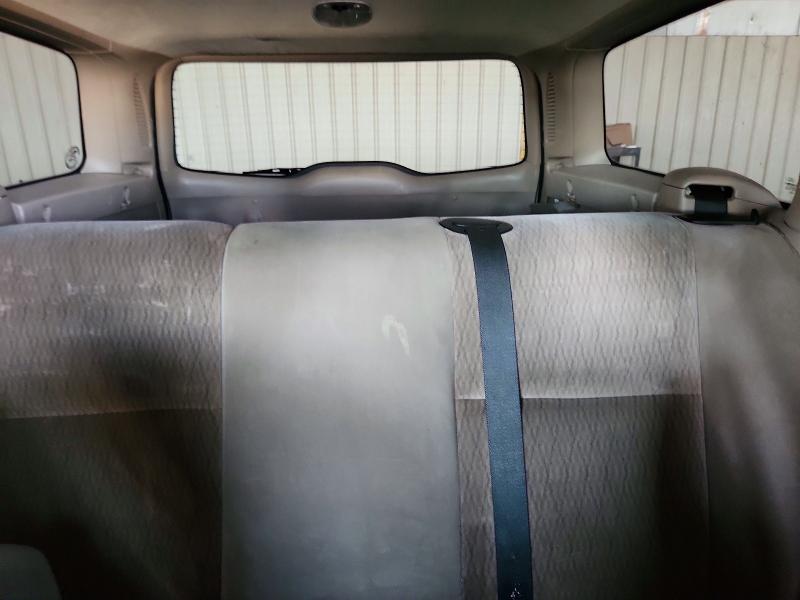 Photo 10 from auction – 2000 FORD FOCUS with VIN 1FAFP3630YW229639