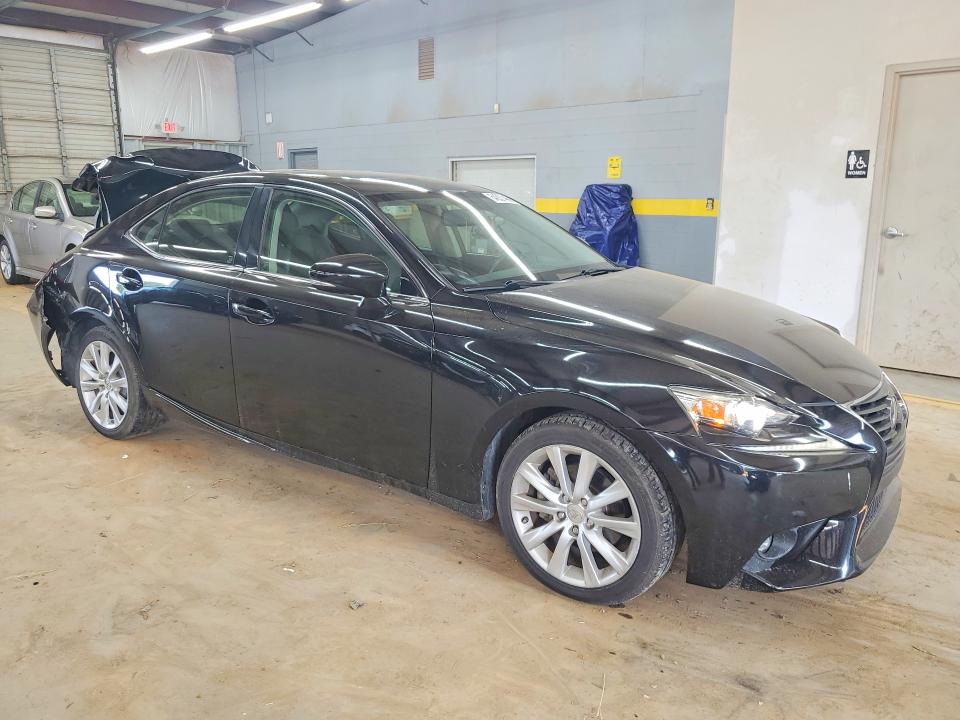 Photo 4 from auction – 2015 LEXUS IS with VIN JTHBF1D25F5054946