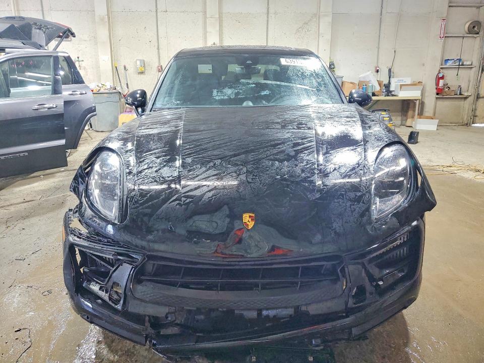 Photo 5 from auction – 2022 PORSCHE MACAN with VIN WP1AG2A52NLB20151