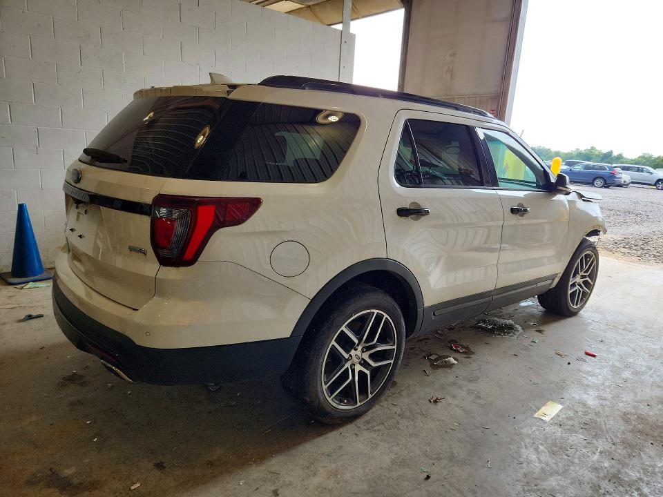Photo 3 from auction – 2016 FORD EXPLORER with VIN 1FM5K8GT9GGA13745