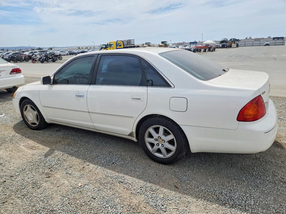 Photo 2 from auction – 2000 TOYOTA AVALON with VIN 4T1BF28B9YU002774