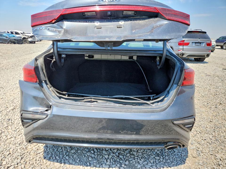 Photo 6 from auction – 2019 KIA FORTE with VIN 3KPF24AD1KE117707