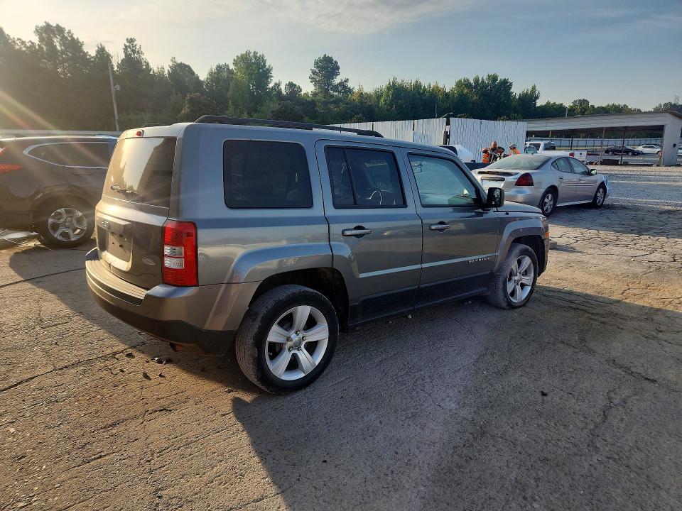 Photo 3 from auction – 2012 JEEP PATRIOT with VIN 1C4NJPFA7CD707072