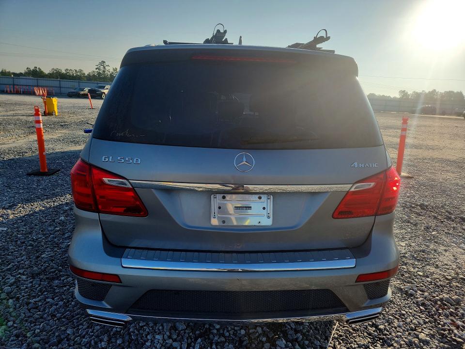 Photo 6 from auction – 2015 MERCEDES-BENZ GL with VIN 4JGDF7DE9FA481007