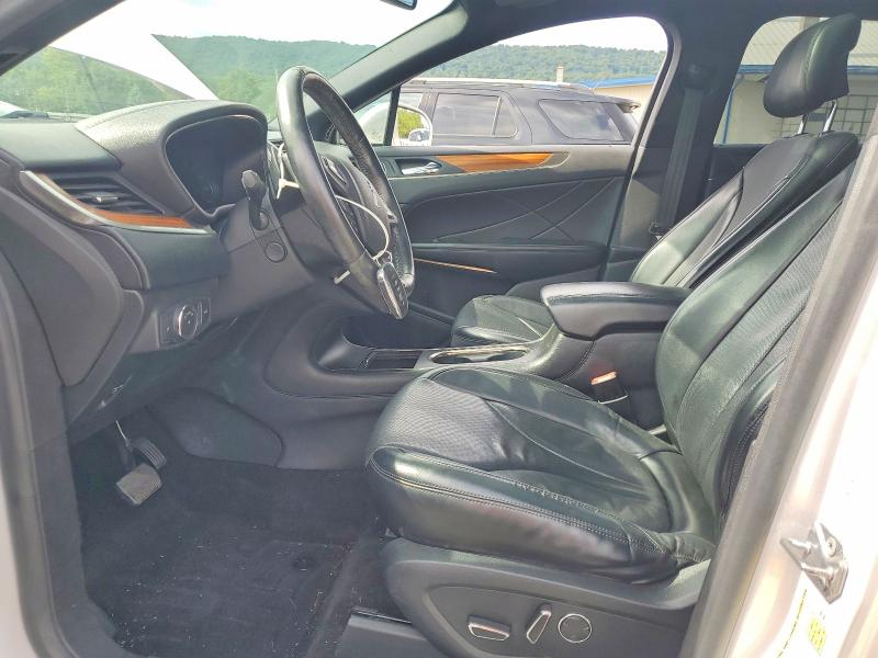 Photo 7 from auction – 2019 LINCOLN MKC with VIN 5LMCJ3D91KUL12952
