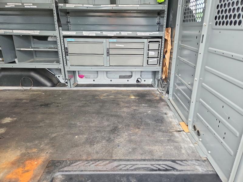 Photo 11 from auction – 2016 FORD TRANSIT with VIN 1FTYE1ZM4GKA81082