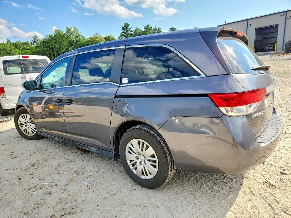 Photo 2 from auction – 2016 HONDA ODYSSEY with VIN 5FNRL5H29GB100031