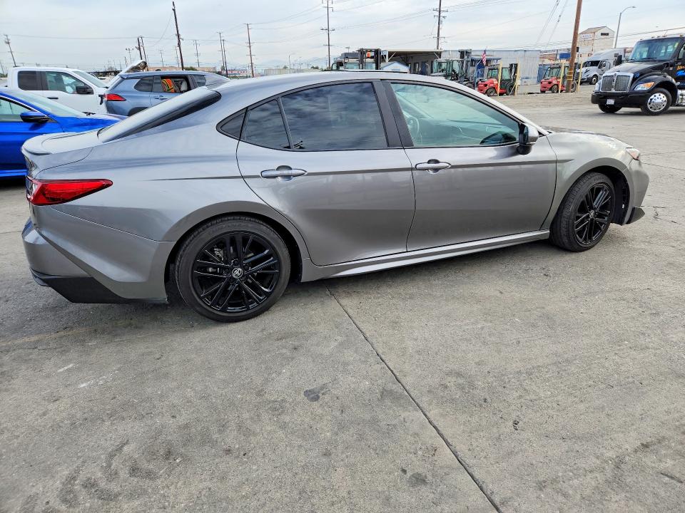Photo 3 from auction – 2025 TOYOTA CAMRY with VIN 4T1DAACK0SU622171