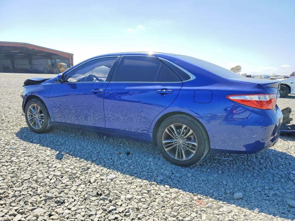 Photo 2 from auction – 2015 TOYOTA CAMRY with VIN 4T1BF1FK2FU950556