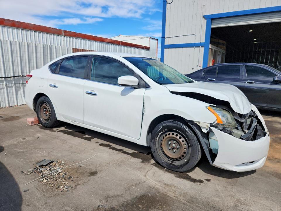 Photo 4 from auction – 2015 NISSAN SENTRA with VIN 3N1AB7AP8FY304097