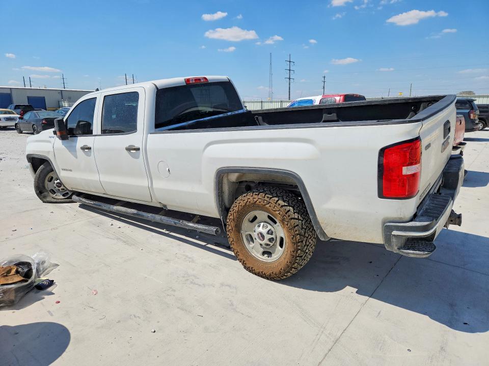 Foto 2 de la subasta – 2018 GMC SIERRA con VIN 1GT12REG4JF213654