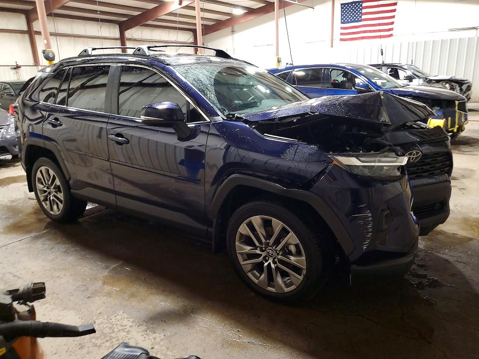 Photo 4 from auction – 2024 TOYOTA RAV4 with VIN 2T3A1RFV3RW458133