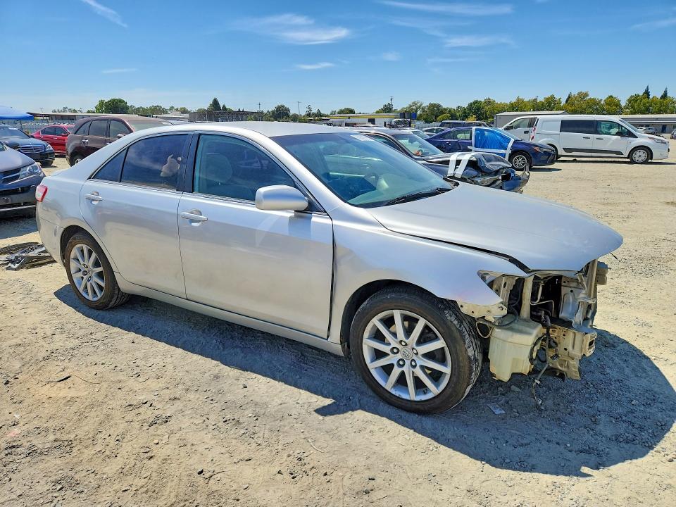 Photo 4 from auction – 2011 TOYOTA CAMRY with VIN 4T1BF3EK8BU744715