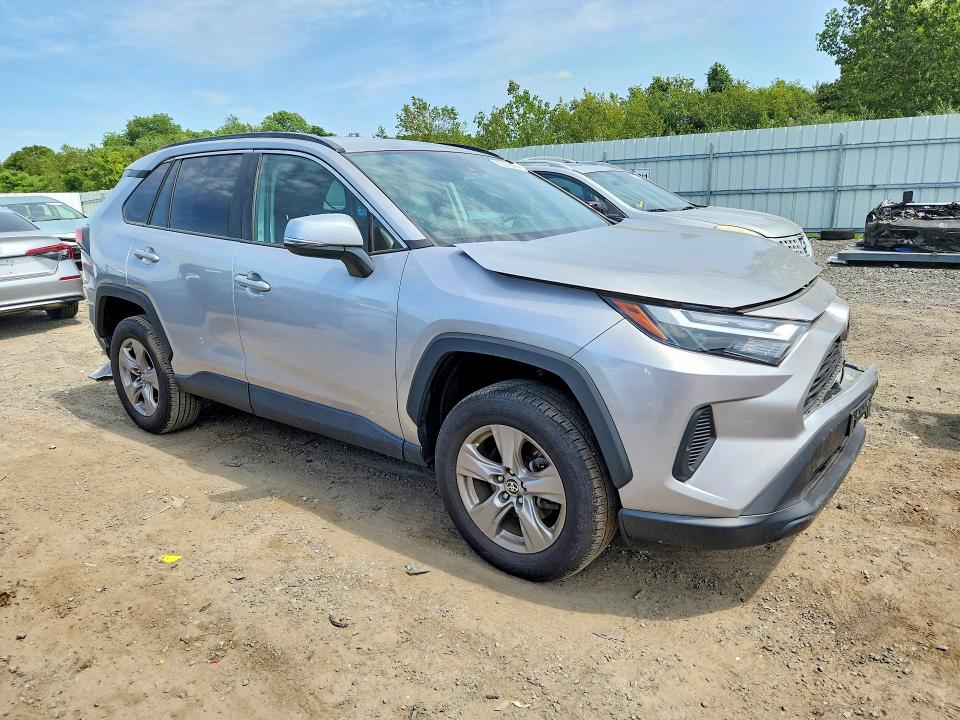 Photo 4 from auction – 2024 TOYOTA RAV4 with VIN 2T3P1RFV4RC476524