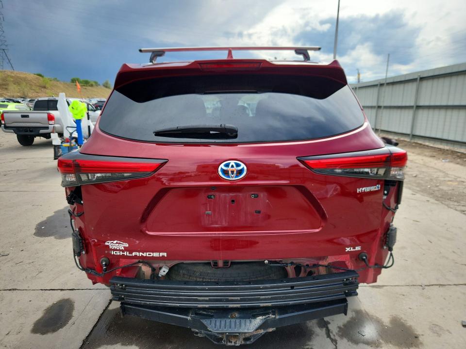 Photo 6 from auction – 2021 TOYOTA HIGHLANDER with VIN 5TDHBRCH2MS527026