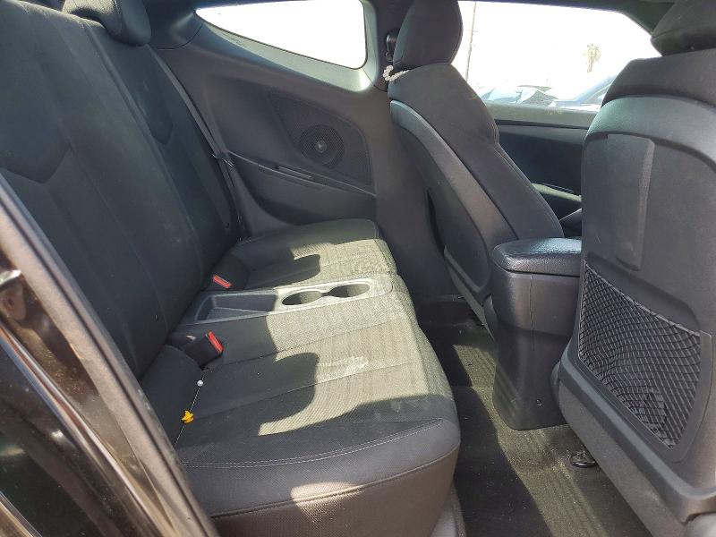 Photo 10 from auction – 2017 HYUNDAI VELOSTER with VIN KMHTC6AD4HU315862