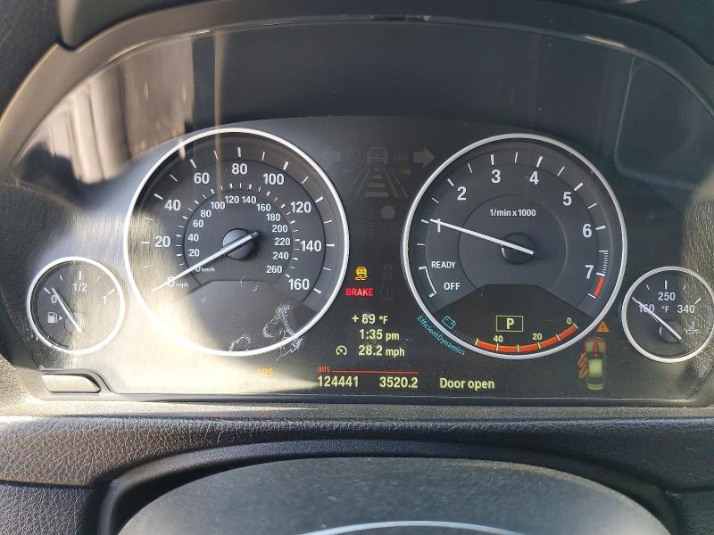 Photo 9 from auction – 2013 BMW 328 with VIN WBA3C1G51DNR45623