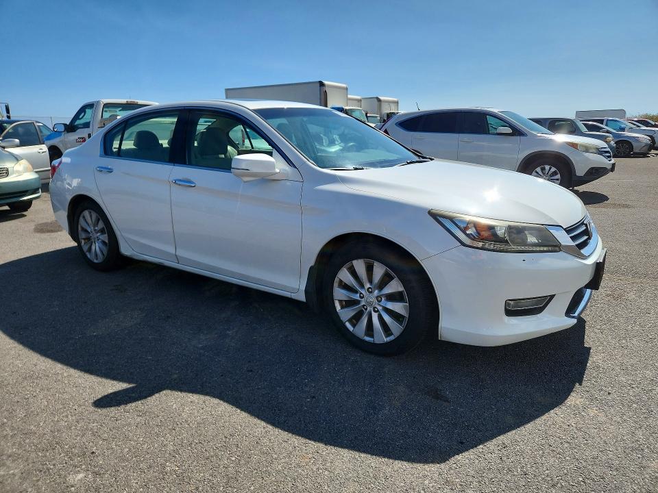 Photo 4 from auction – 2013 HONDA ACCORD with VIN 1HGCR2F70DA167401