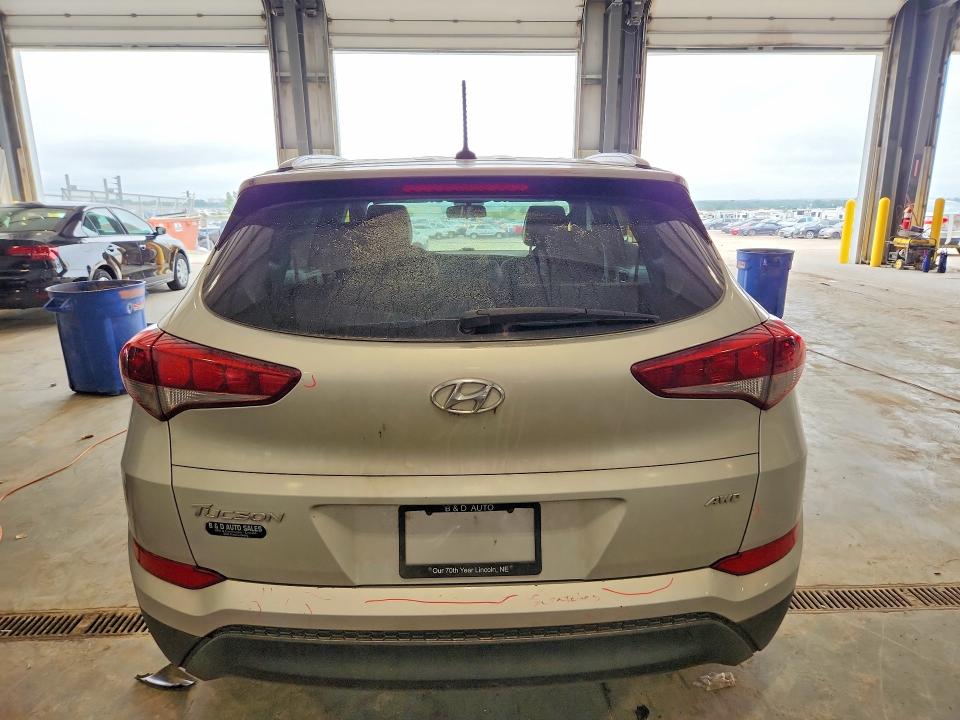 Photo 6 from auction – 2016 HYUNDAI TUCSON with VIN KM8J3CA47GU259064