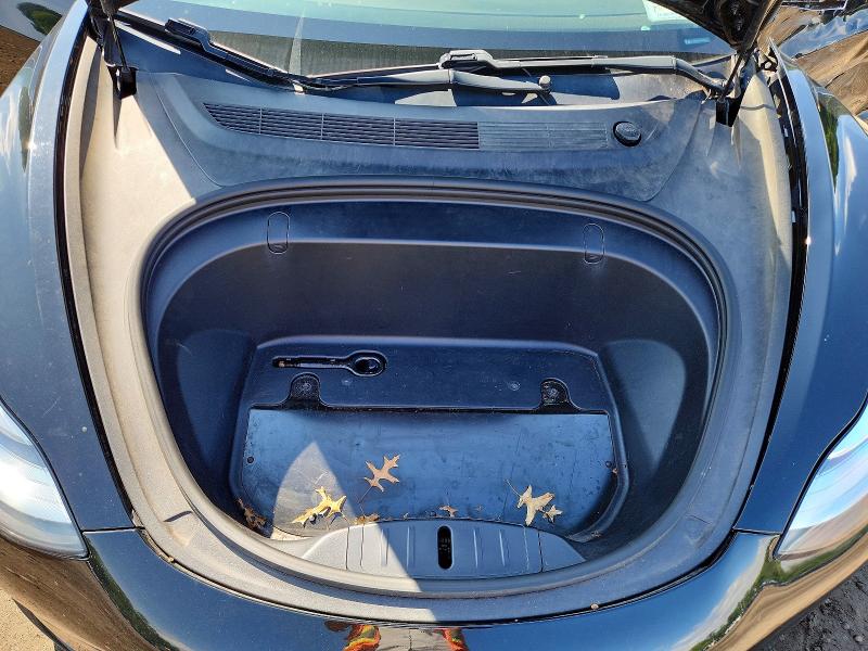 Photo 11 from auction – 2019 TESLA MODEL 3 with VIN 5YJ3E1EA6KF305075