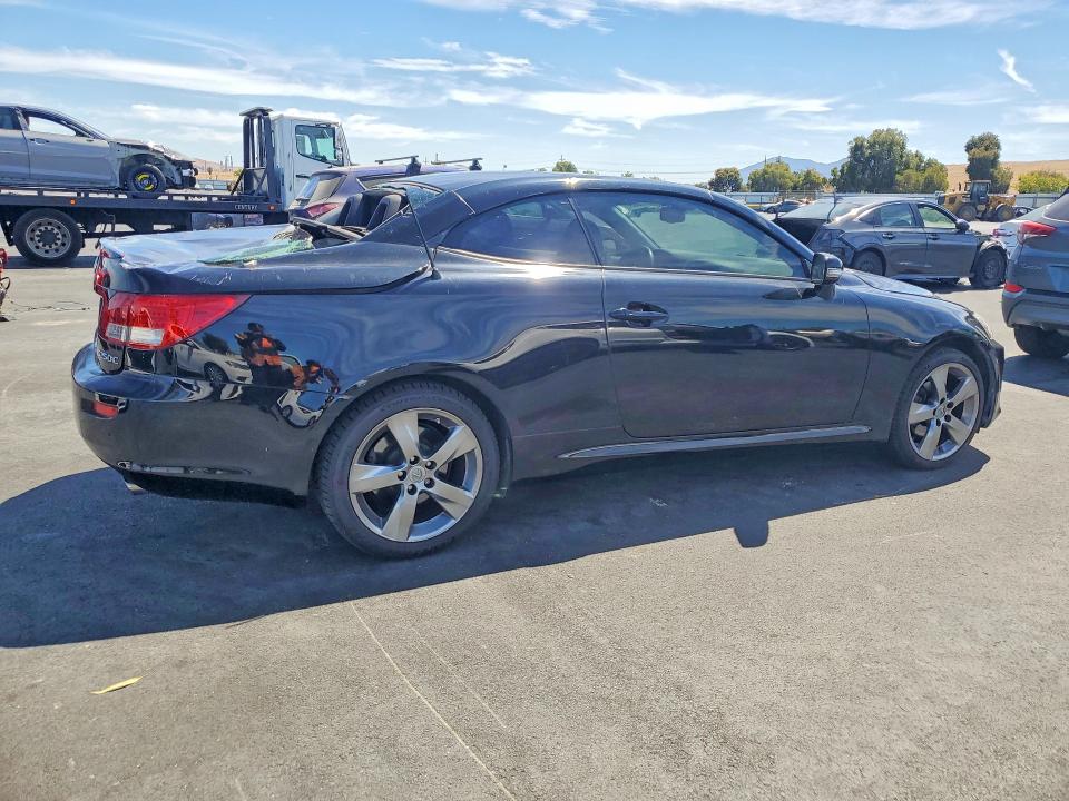 Photo 3 from auction – 2010 LEXUS IS 250C with VIN JTHFF2C22A2511702