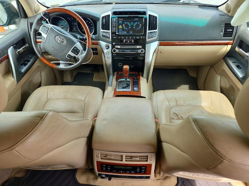 Photo 8 from auction – 2013 TOYOTA LAND CRUISER with VIN JTMHY7AJXD4012151