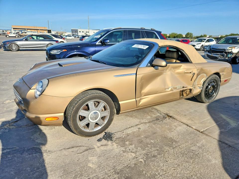 FORD THUNDERBIRD 2005 with VIN 1FAHP60A25Y103185 - Photo from auction