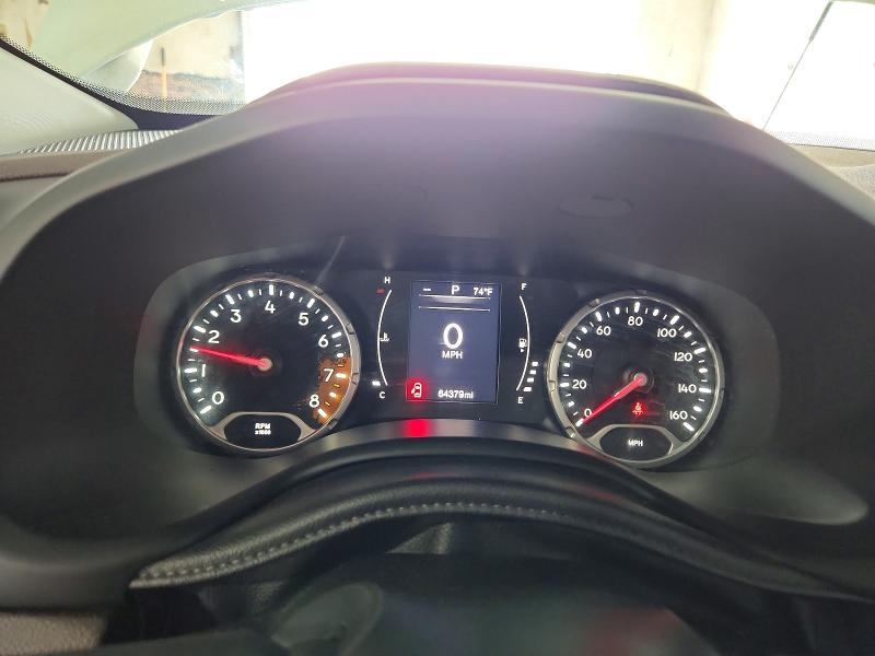 Photo 9 from auction – 2015 JEEP RENEGADE with VIN ZACCJBBT8FPC04450